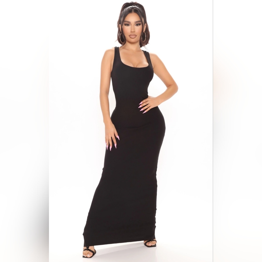💛Fashion Nova Maxi Dress💛